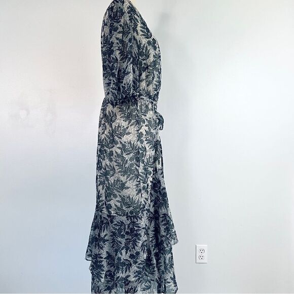 Eloquii Sheer Floral Wrap Dress Ruffled Tiered Skirt 16 Blue Cream - Picture 10 of 16